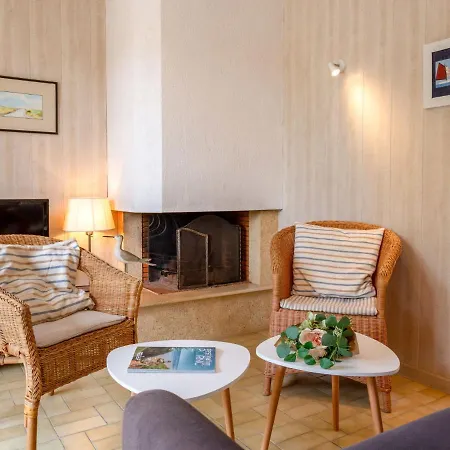 Verseau By Interhome *